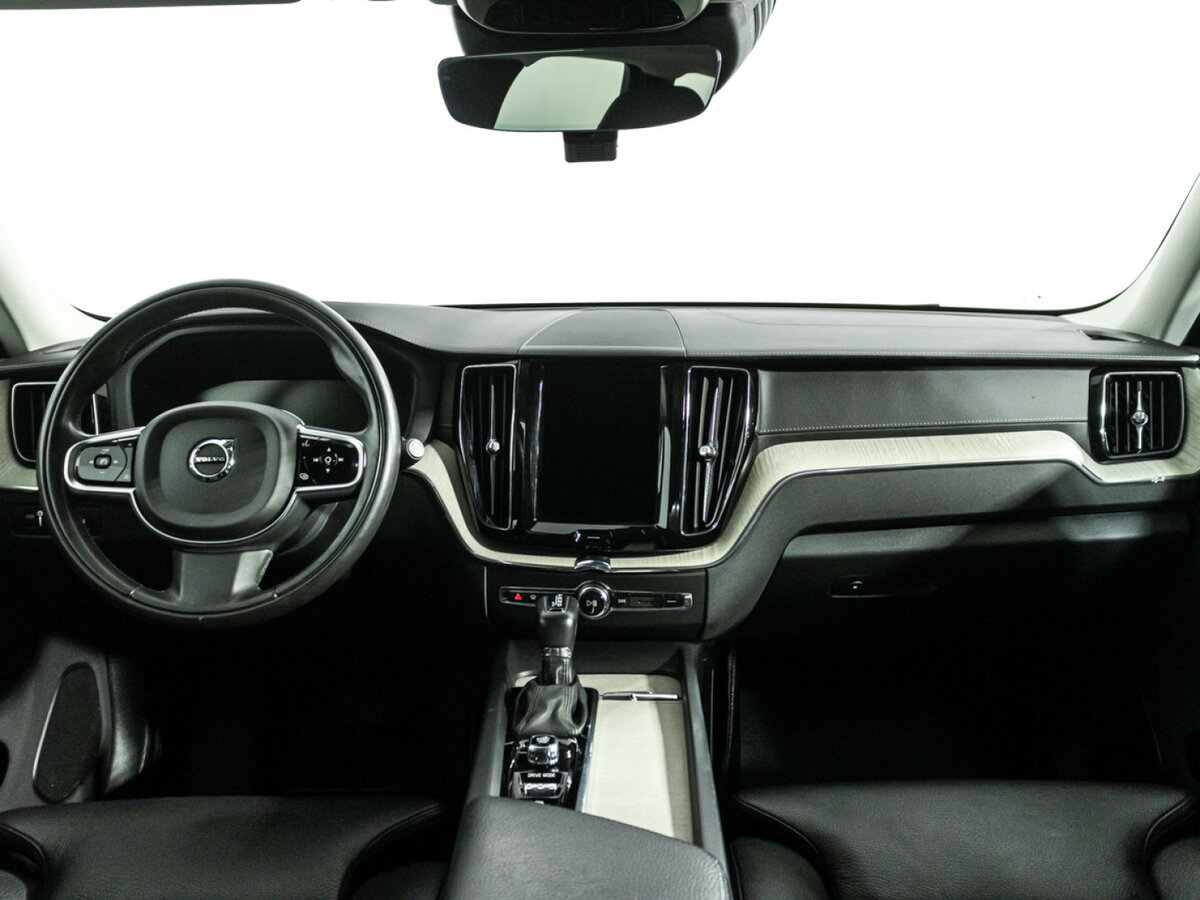 Volvo XC60 с пробегом — 2020 год. Фото: #10