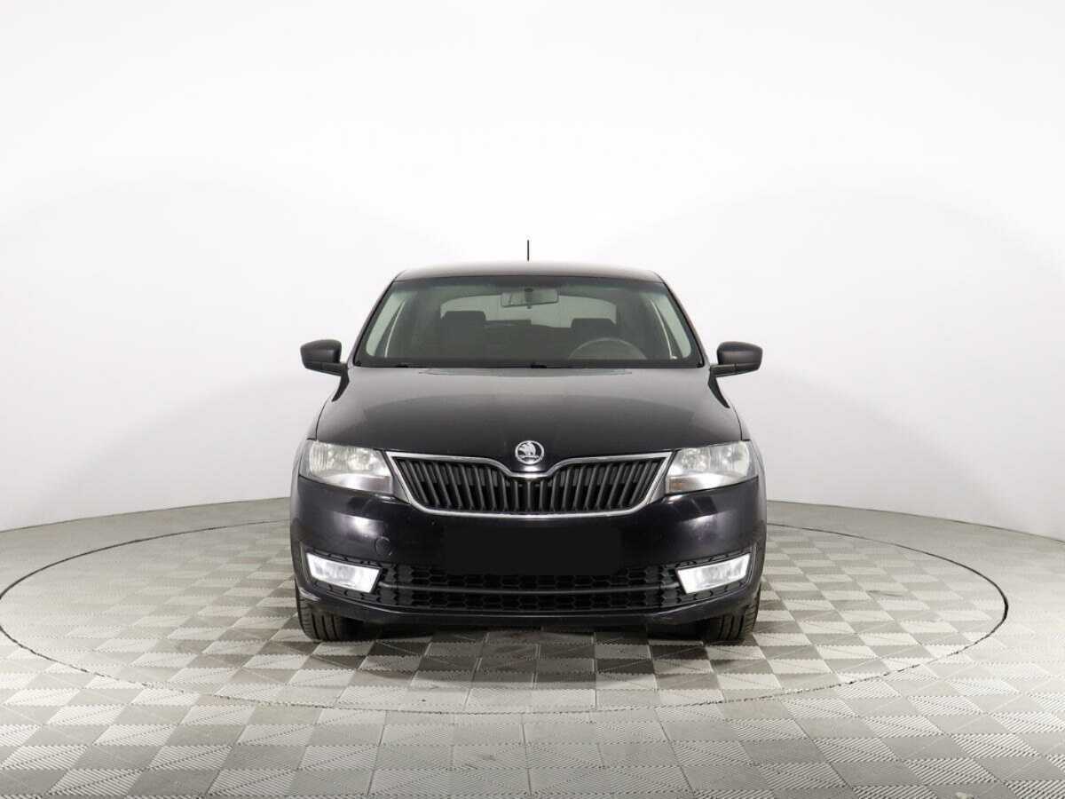 Skoda Rapid с пробегом — 2017 год. Фото: #1