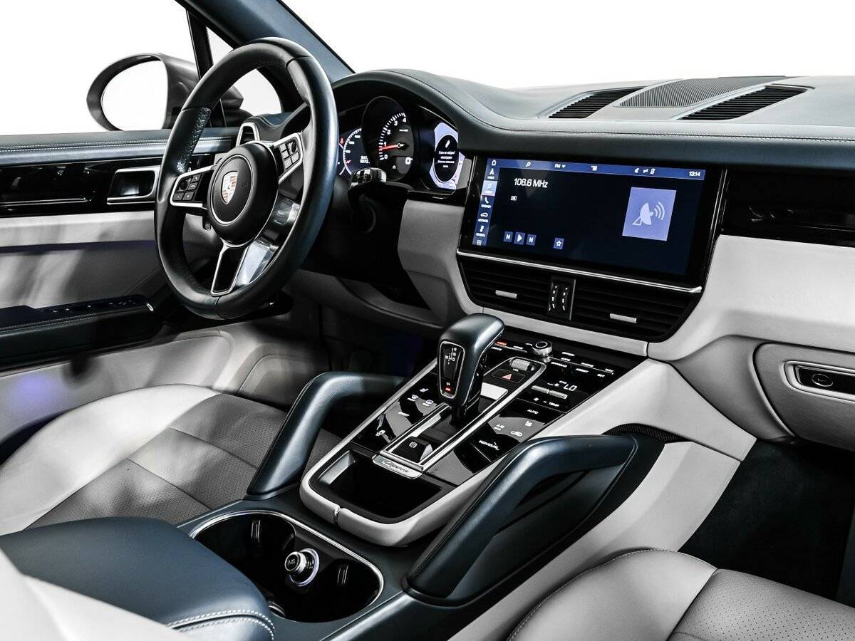 Porsche Cayenne с пробегом — 2019 год. Фото: #8