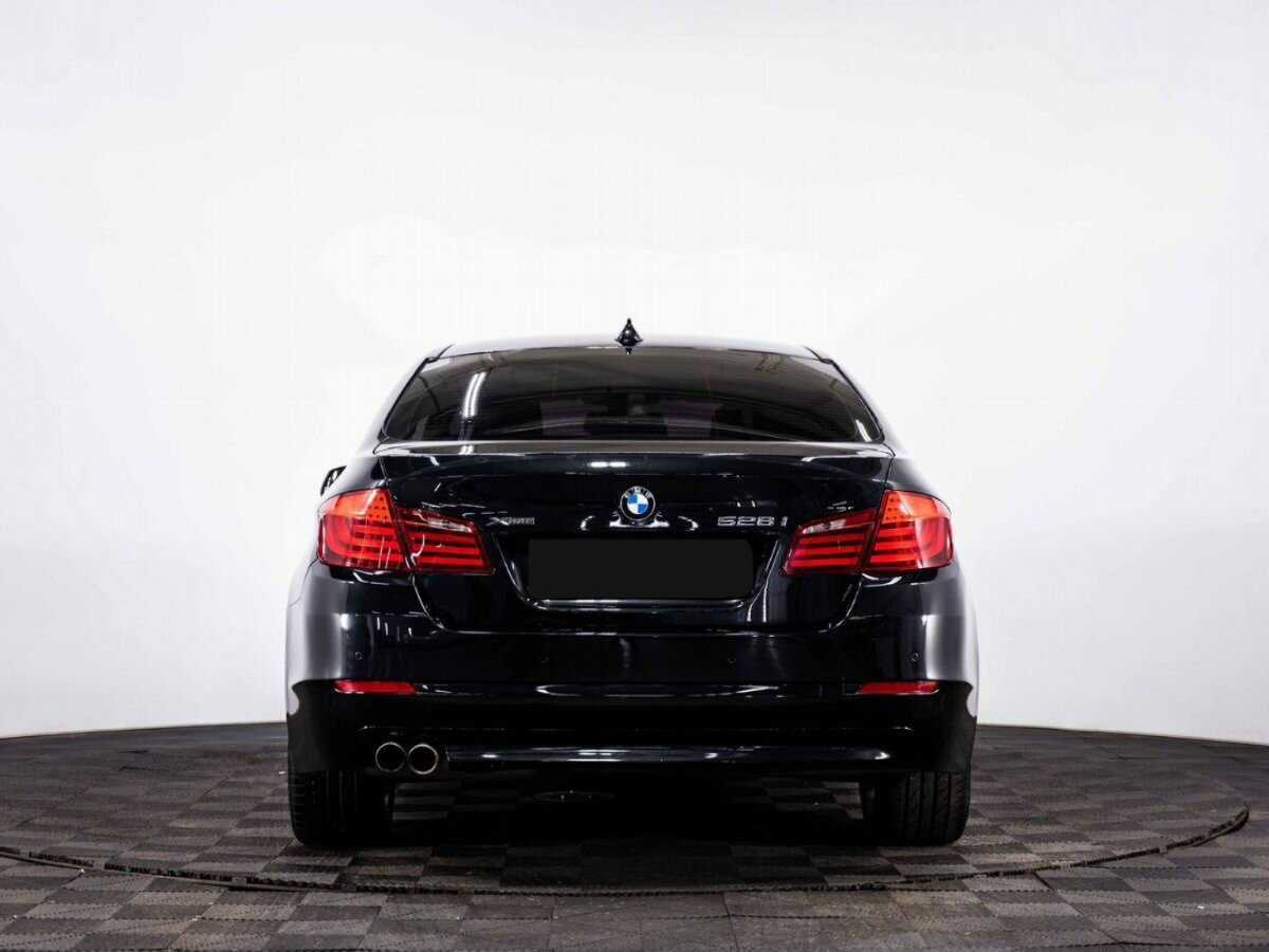 BMW 5 серии с пробегом — 2012 год. Фото: #4