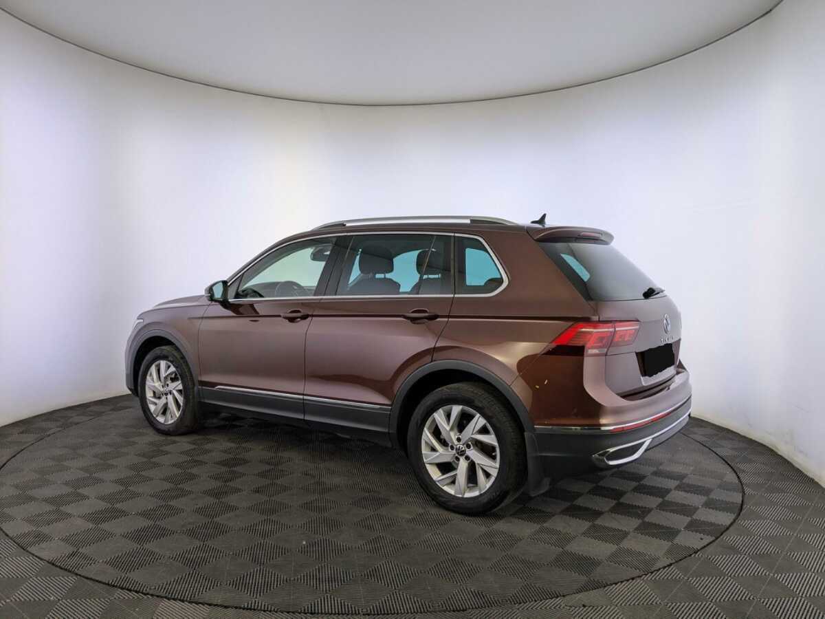 Volkswagen Tiguan с пробегом — 2021 год. Фото: #6