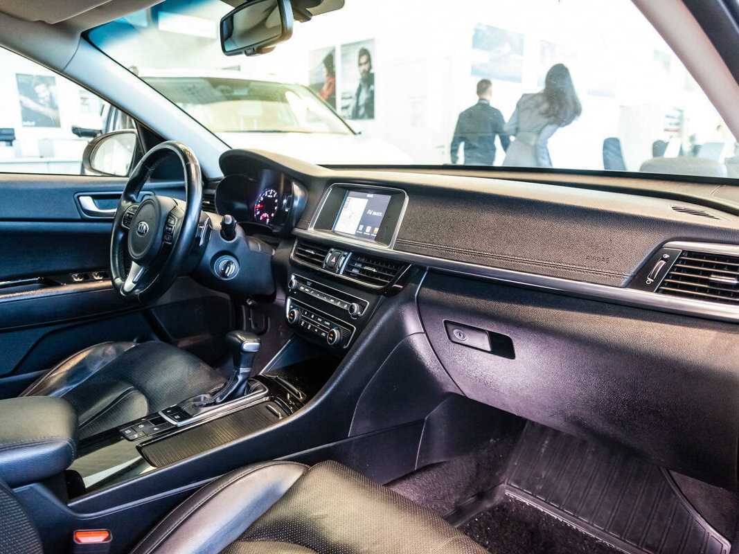 Kia Optima с пробегом — 2017 год. Фото: #5