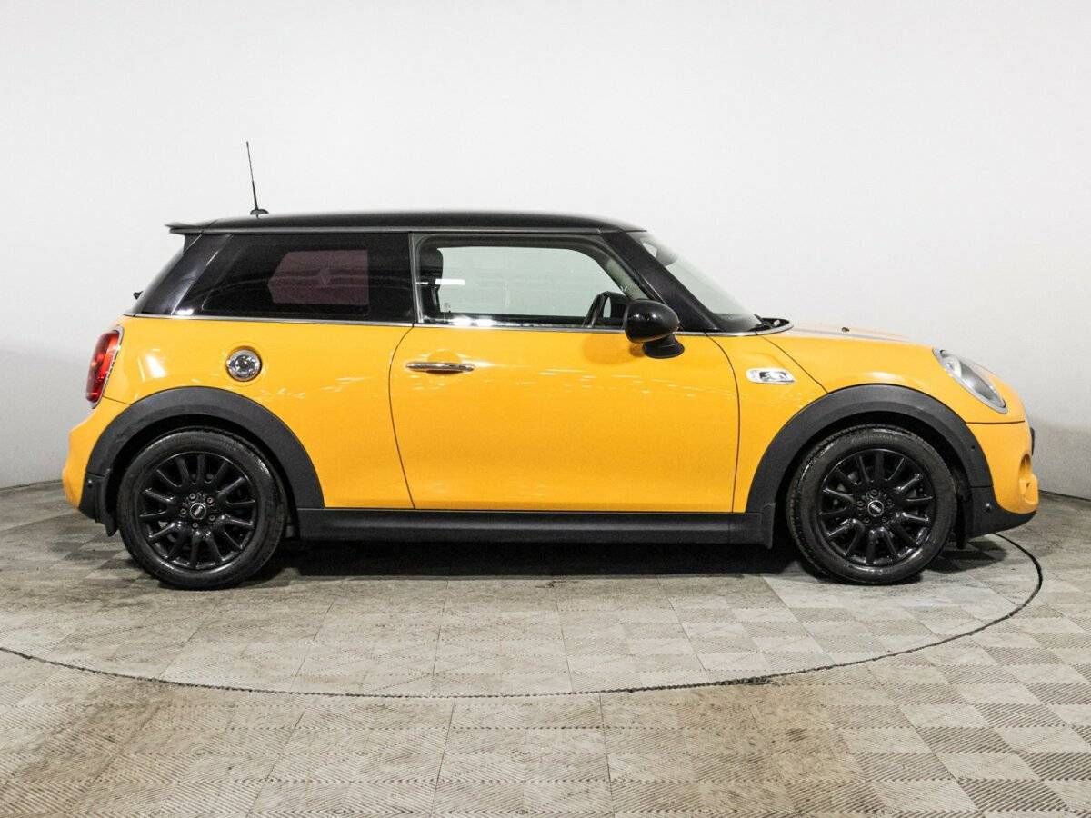 Mini Hatch с пробегом — 2014 год. Фото: #3