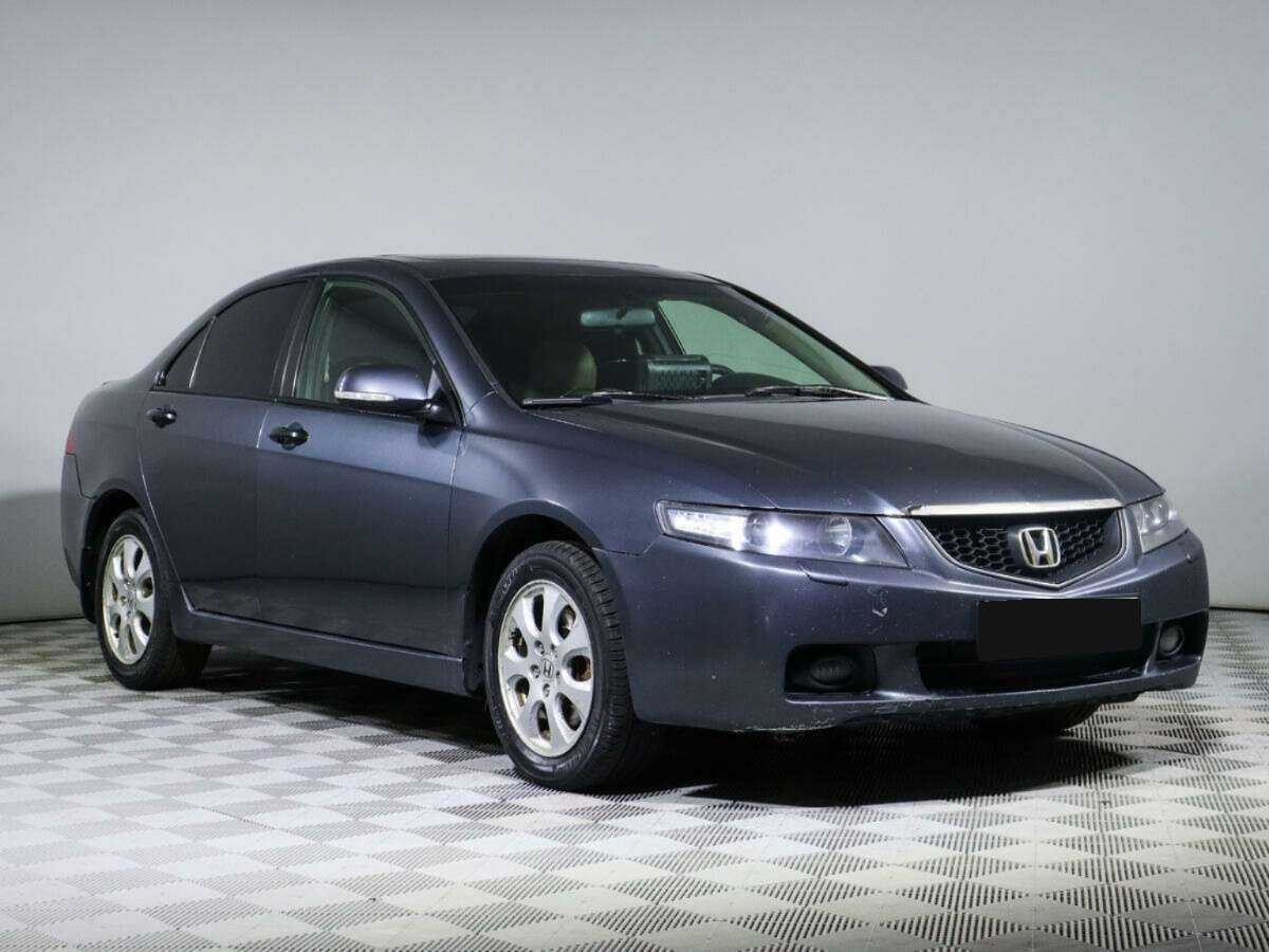 Honda Accord с пробегом — 2004 год. Фото: #2
