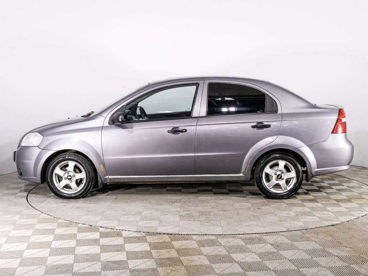 Chevrolet Aveo с пробегом — 2008 год. Фото: #7