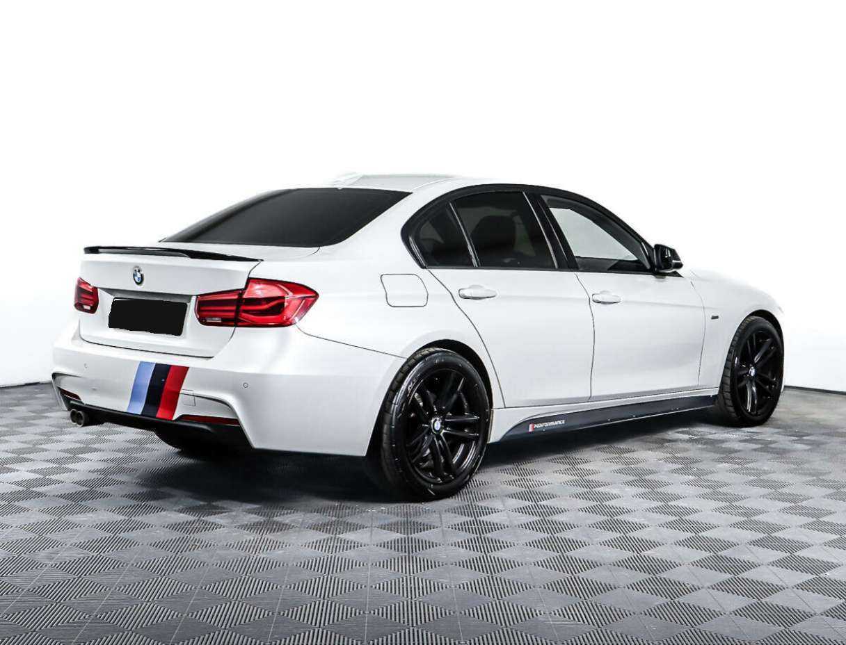 BMW 3 серии с пробегом — 2016 год. Фото: #4
