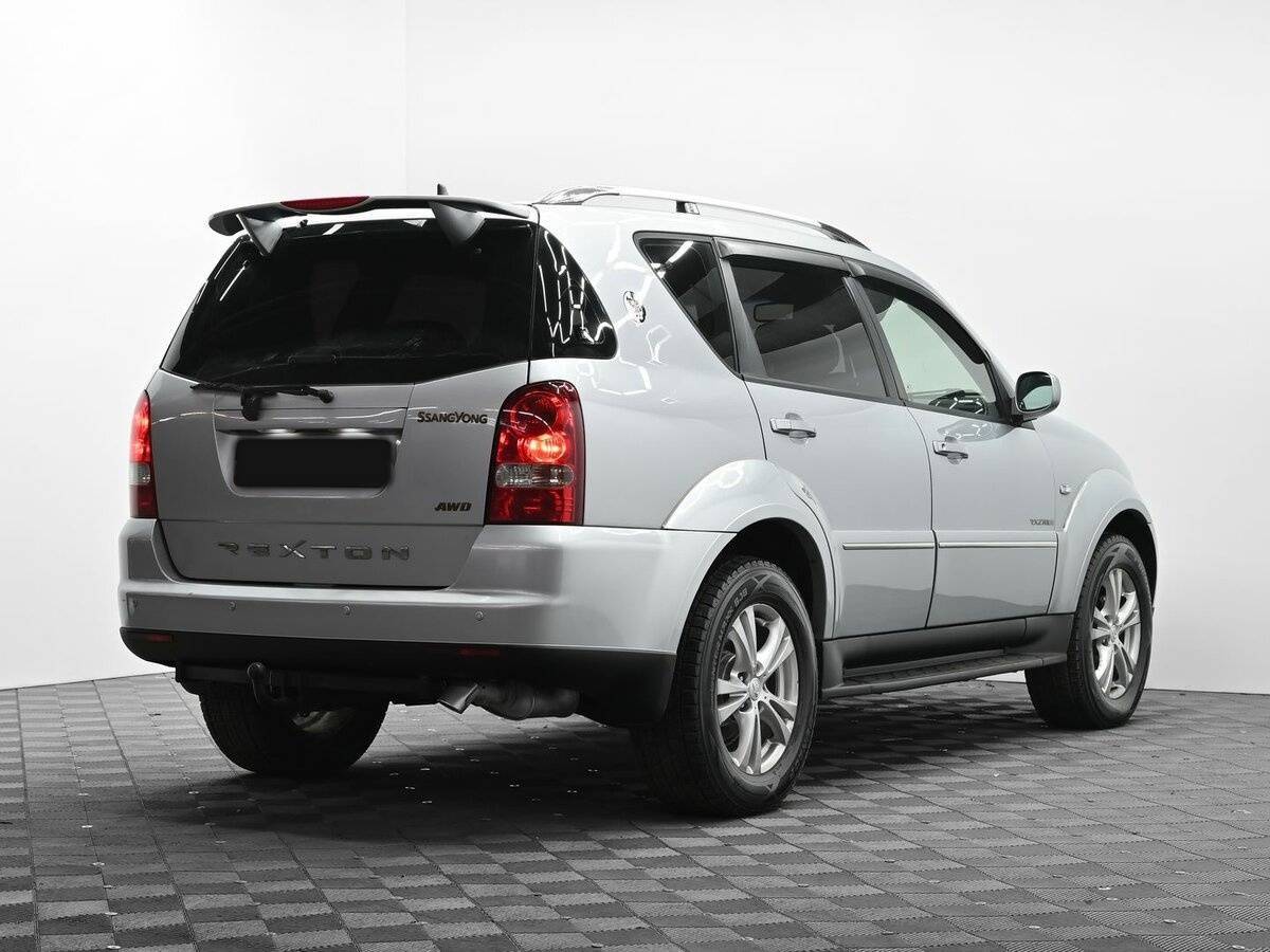 SsangYong Rexton с пробегом — 2010 год. Фото: #3