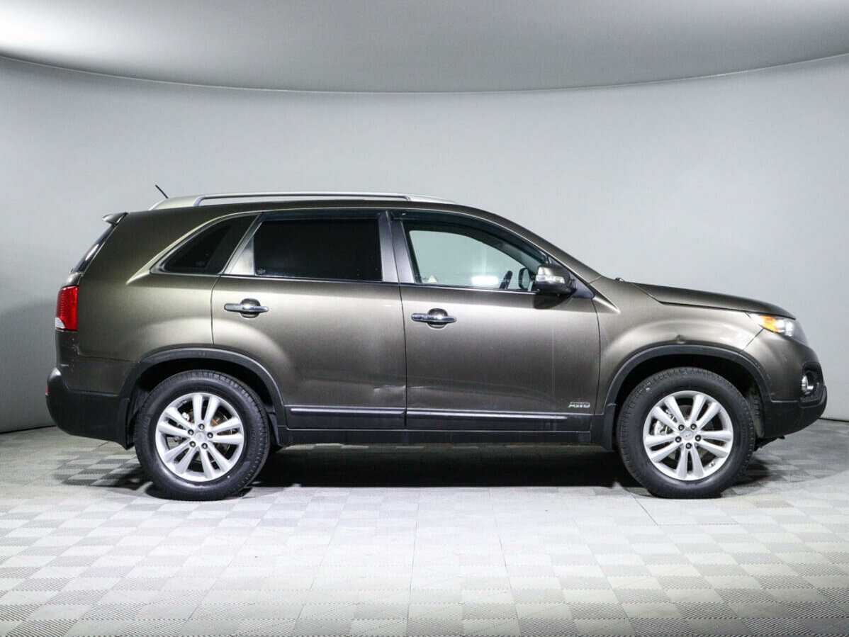 Kia Sorento с пробегом — 2011 год. Фото: #3