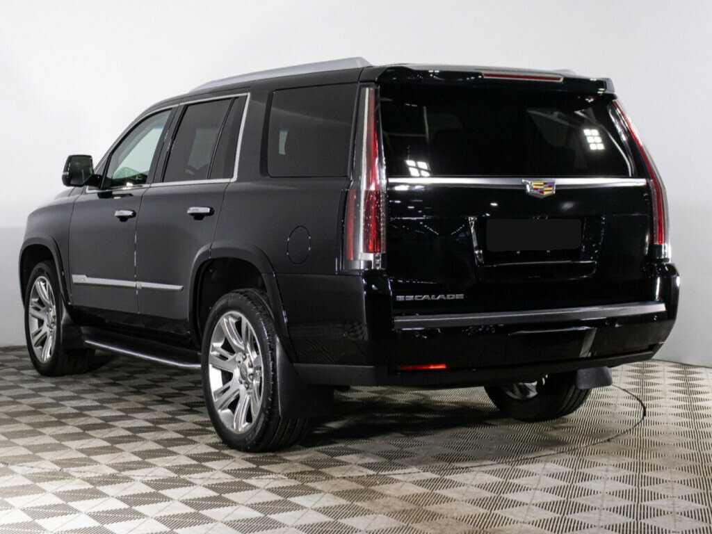 Cadillac Escalade с пробегом — 2018 год. Фото: #6