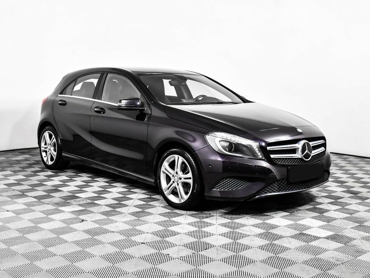 Mercedes-Benz A-Класс с пробегом — 2014 год. Фото: #2