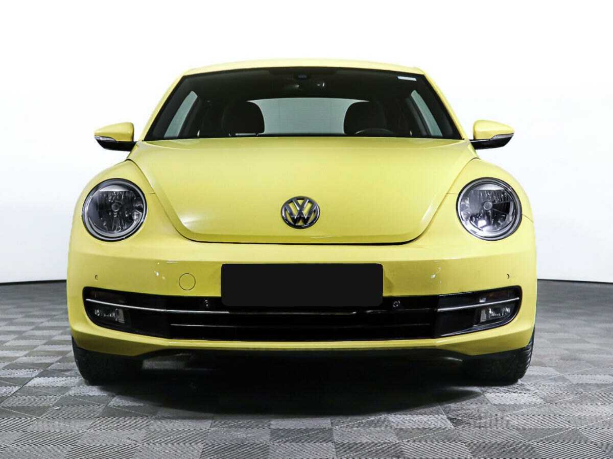 Volkswagen Beetle с пробегом — 2013 год. Фото: #1