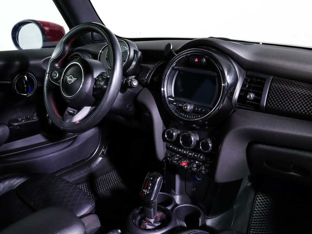 Mini Hatch с пробегом — 2019 год. Фото: #6