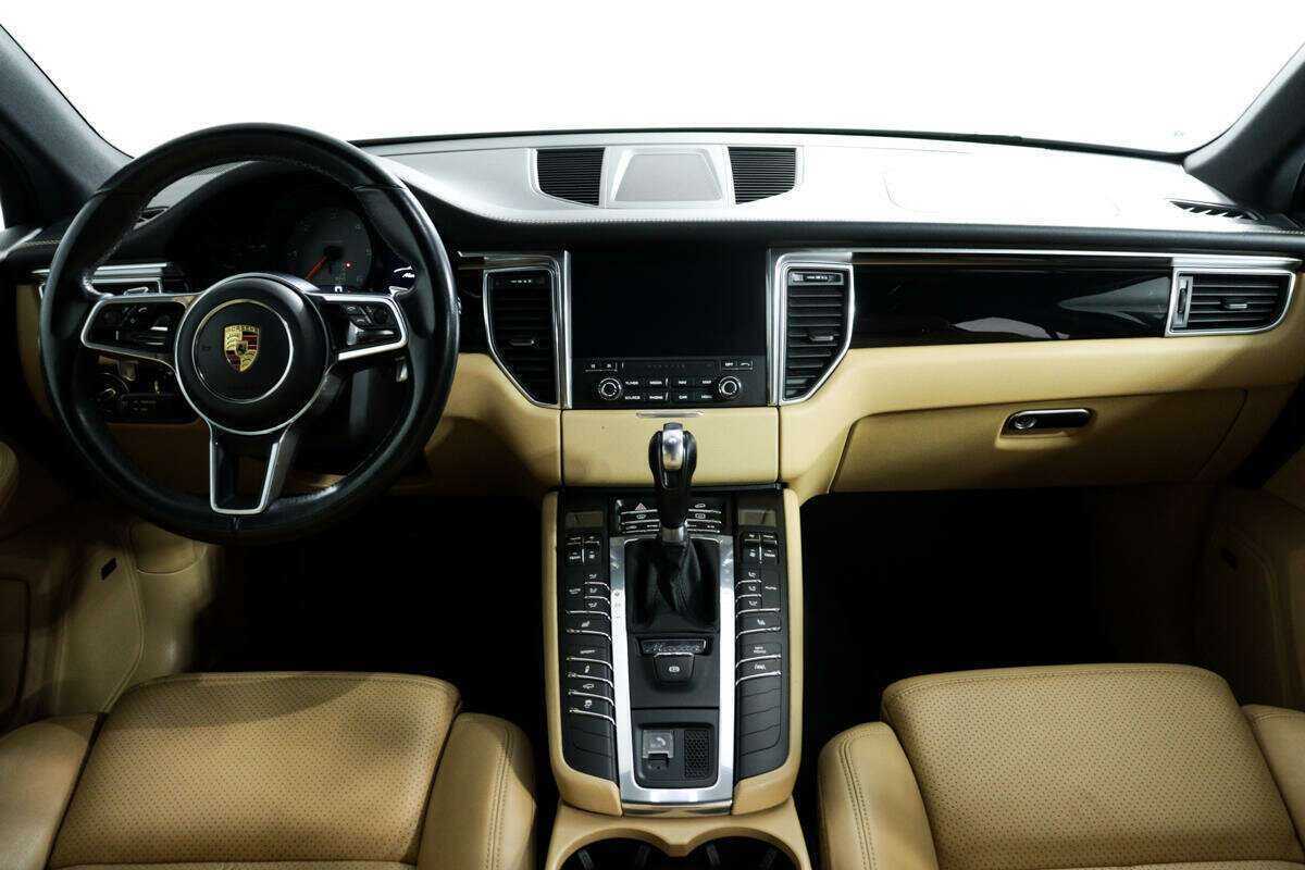 Porsche Macan с пробегом — 2017 год. Фото: #10