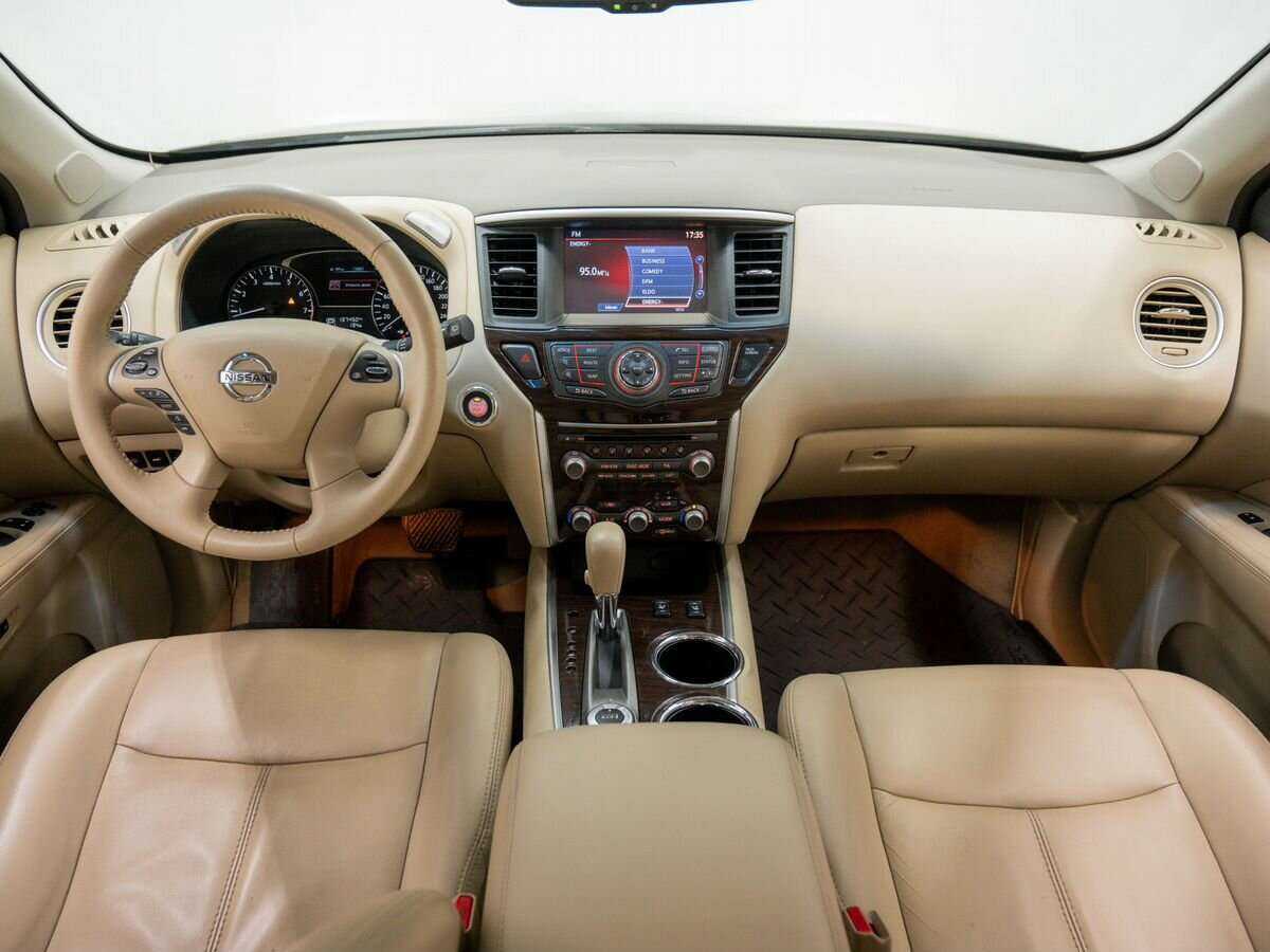 Nissan Pathfinder с пробегом — 2014 год. Фото: #10