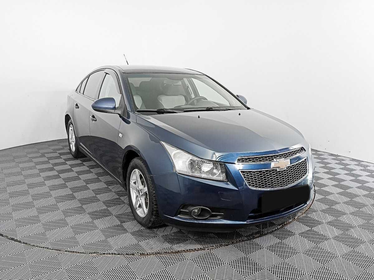 Chevrolet Cruze с пробегом — 2009 год. Фото: #2