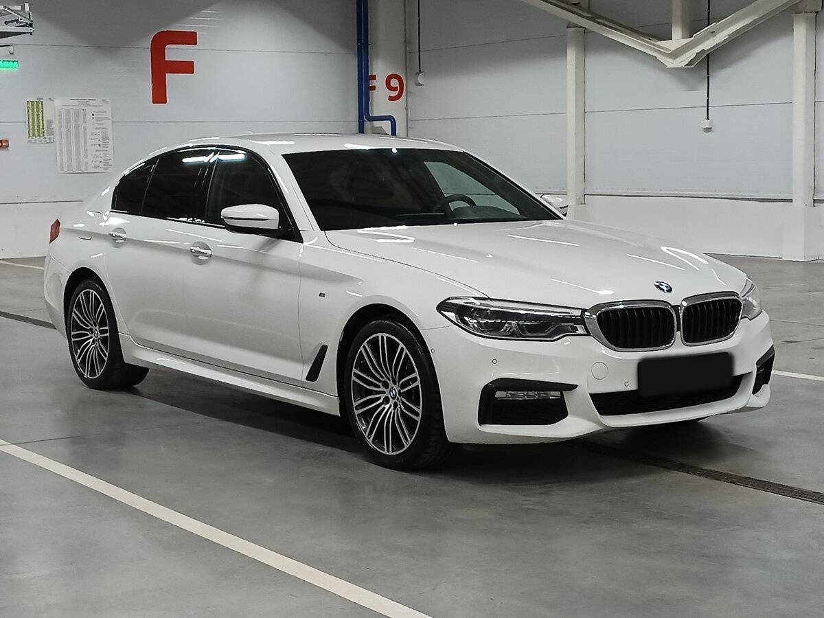 BMW 5 серии с пробегом — 2018 год. Фото: #2