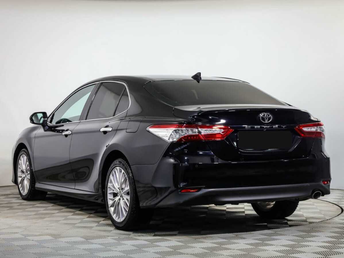 Toyota Camry с пробегом — 2020 год. Фото: #5