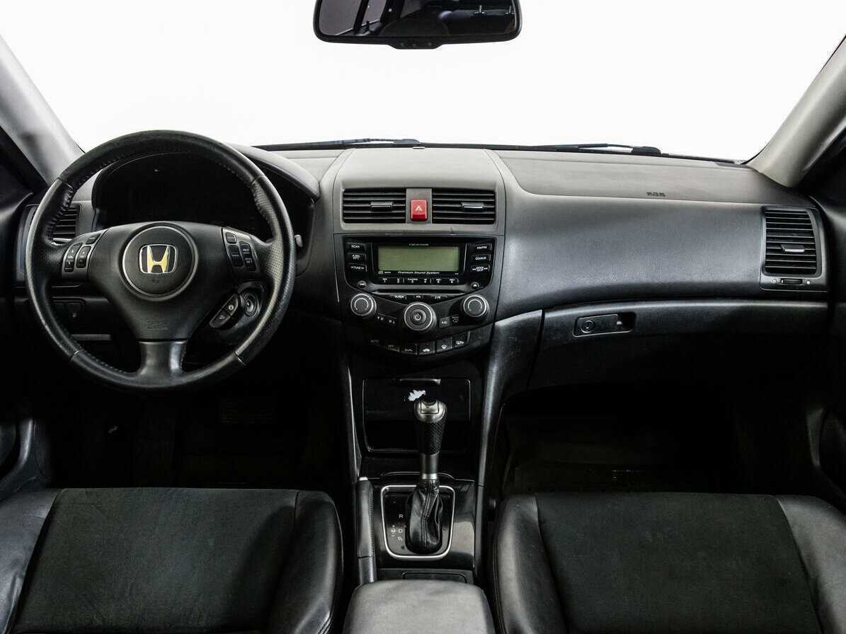 Honda Accord с пробегом — 2007 год. Фото: #9
