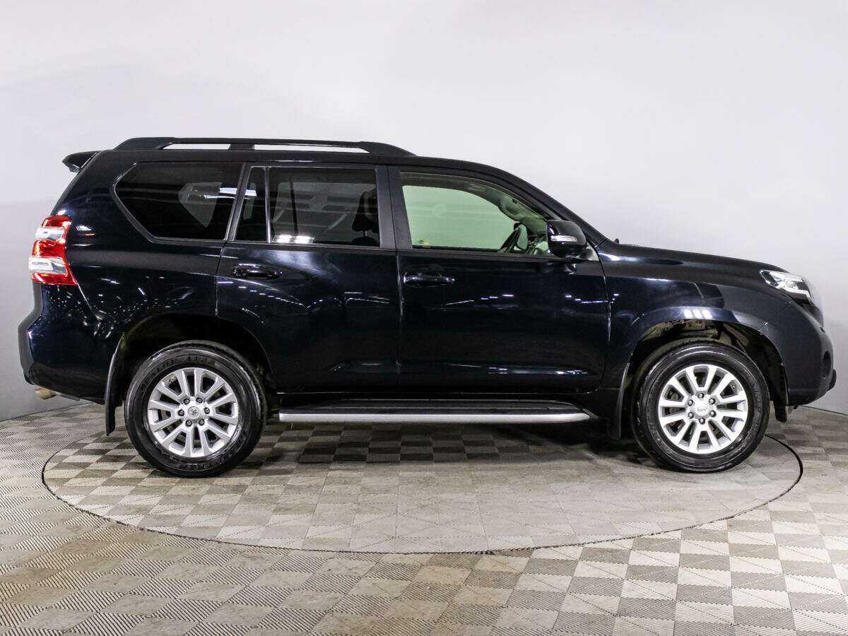 Toyota Land Cruiser Prado с пробегом — 2016 год. Фото: #3