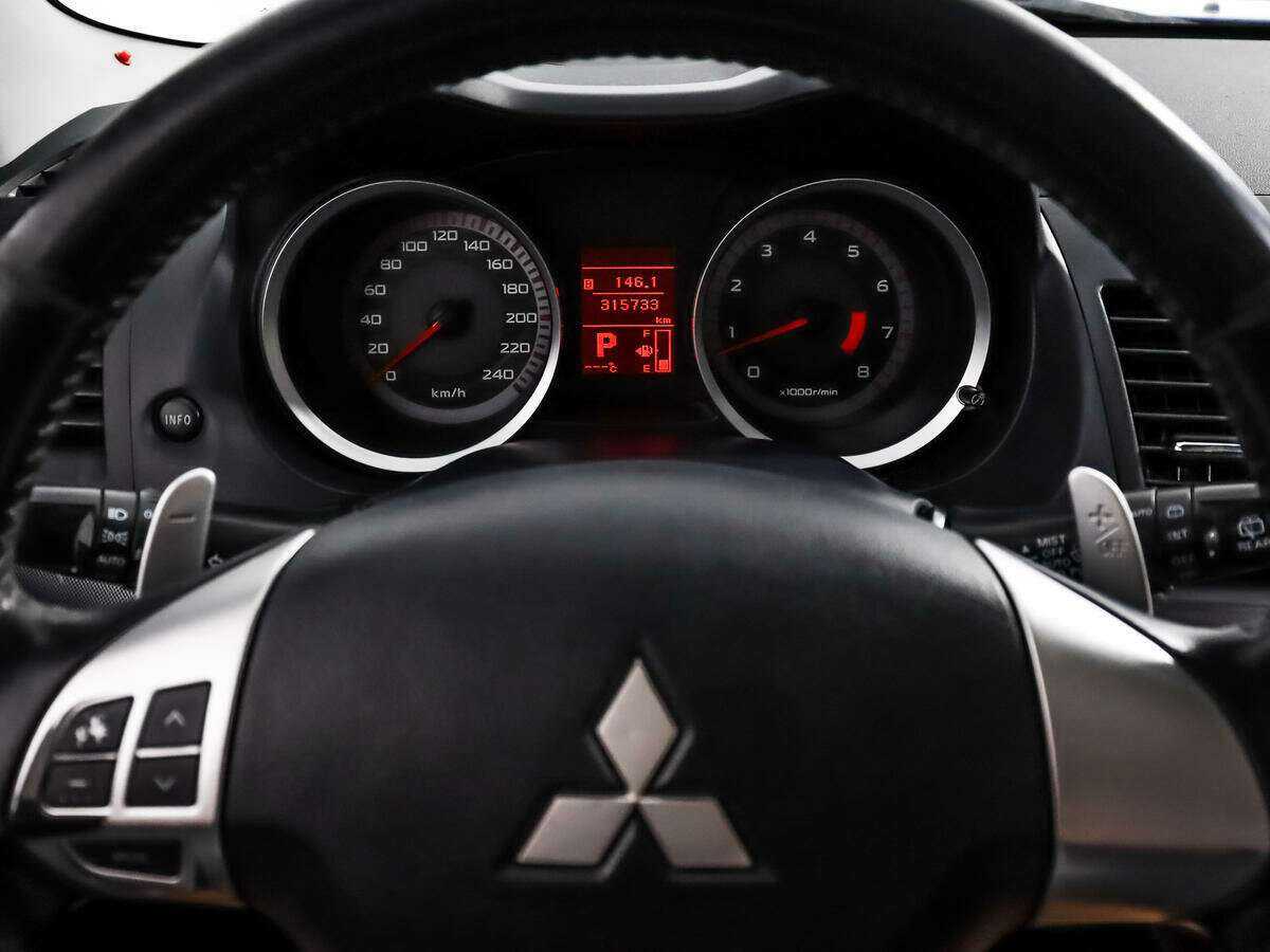 Mitsubishi Lancer с пробегом — 2008 год. Фото: #15