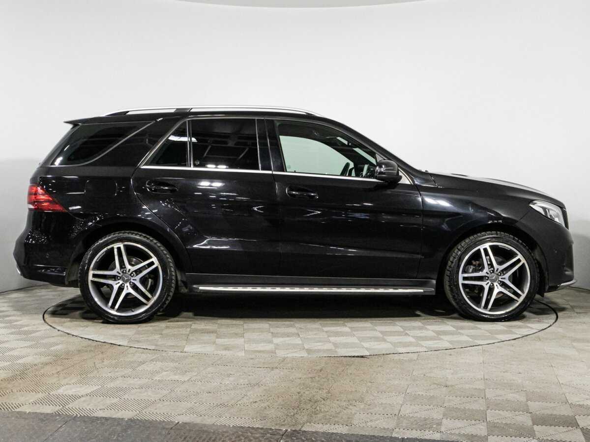 Mercedes-Benz GLE с пробегом — 2018 год. Фото: #3
