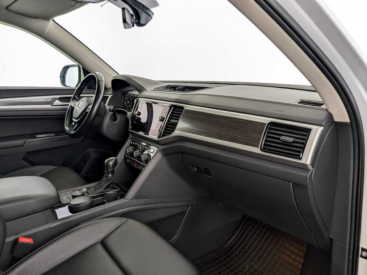 Volkswagen Teramont с пробегом — 2019 год. Фото: #10