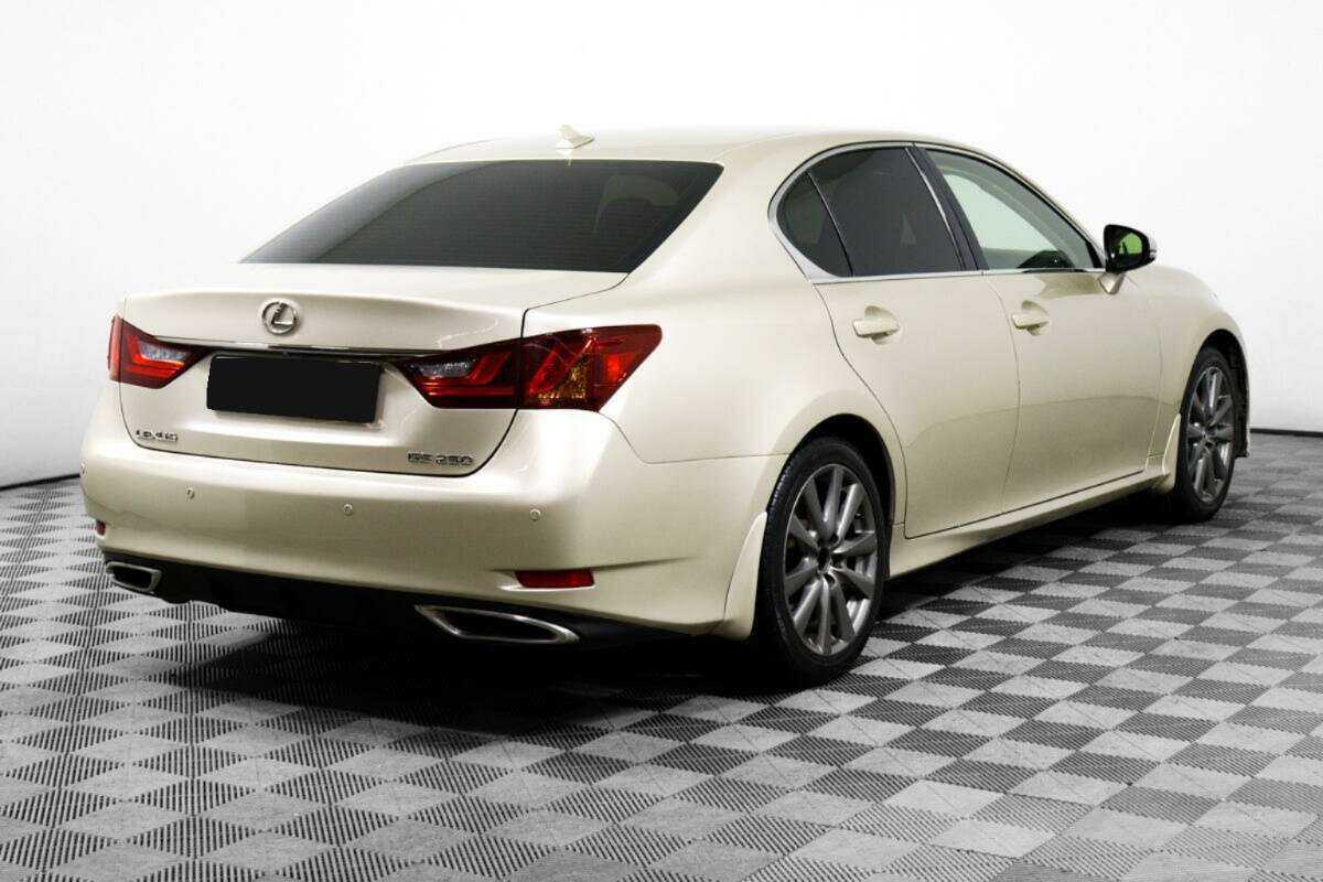 Lexus GS с пробегом — 2012 год. Фото: #4