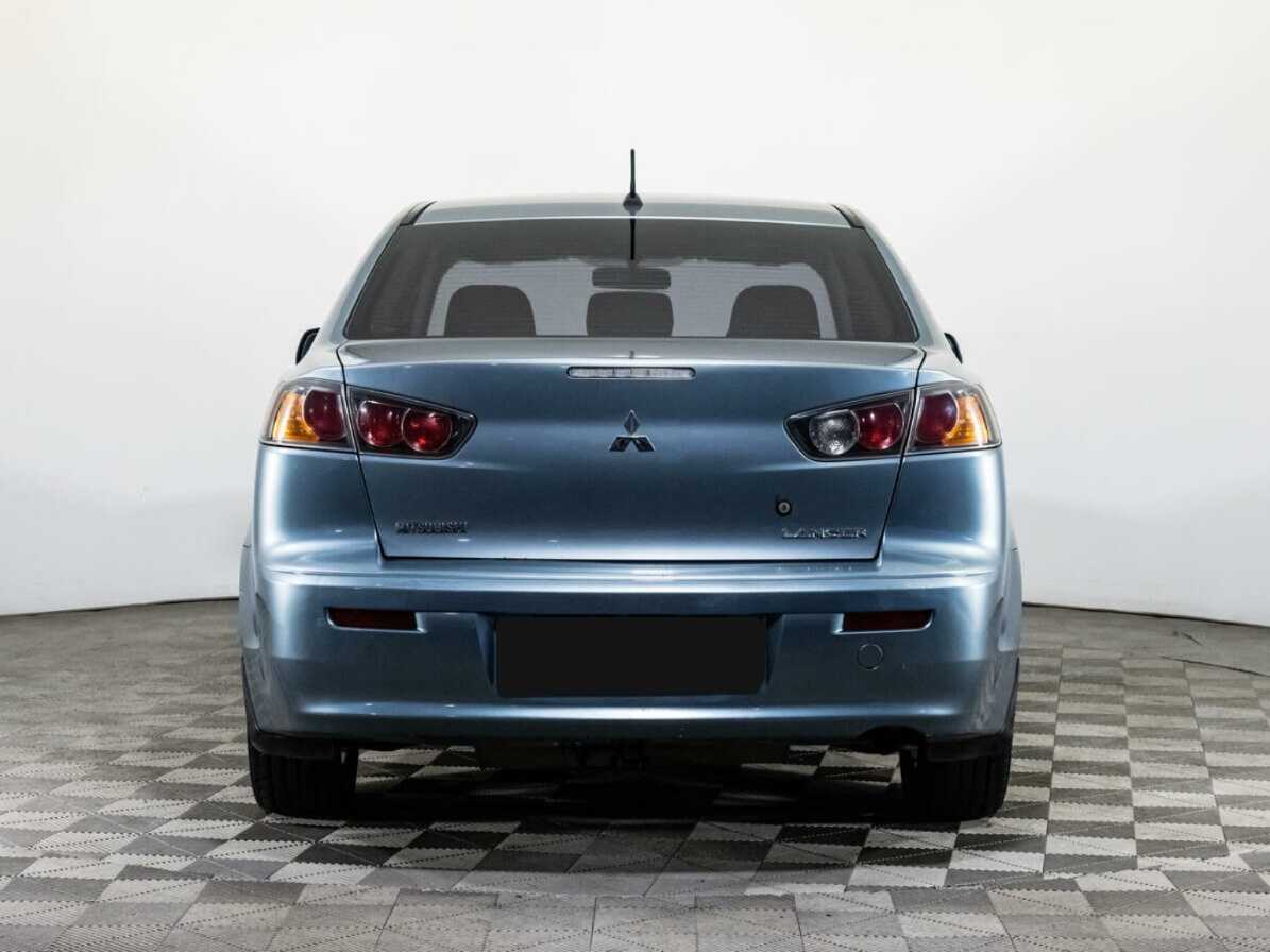 Mitsubishi Lancer с пробегом — 2010 год. Фото: #4