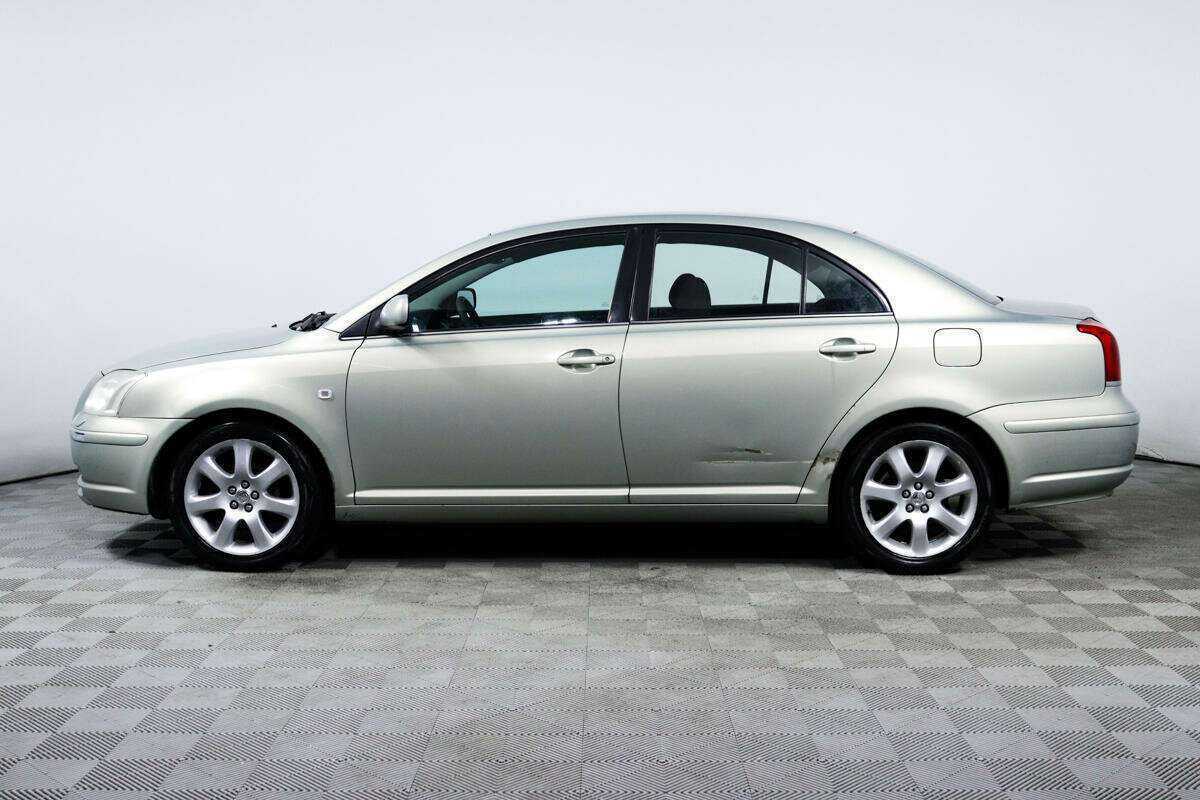 Toyota Avensis с пробегом — 2005 год. Фото: #7