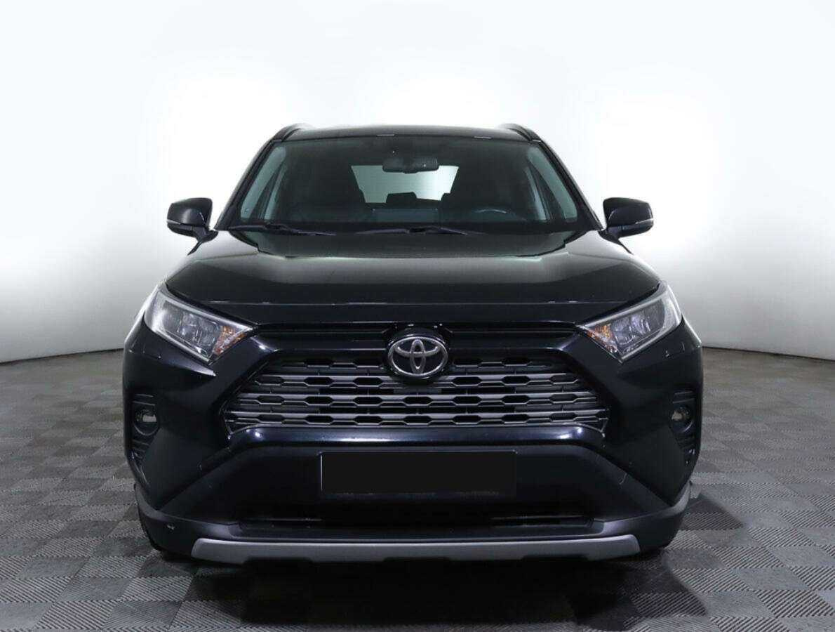 Toyota RAV4 с пробегом — 2021 год. Посмотреть фото