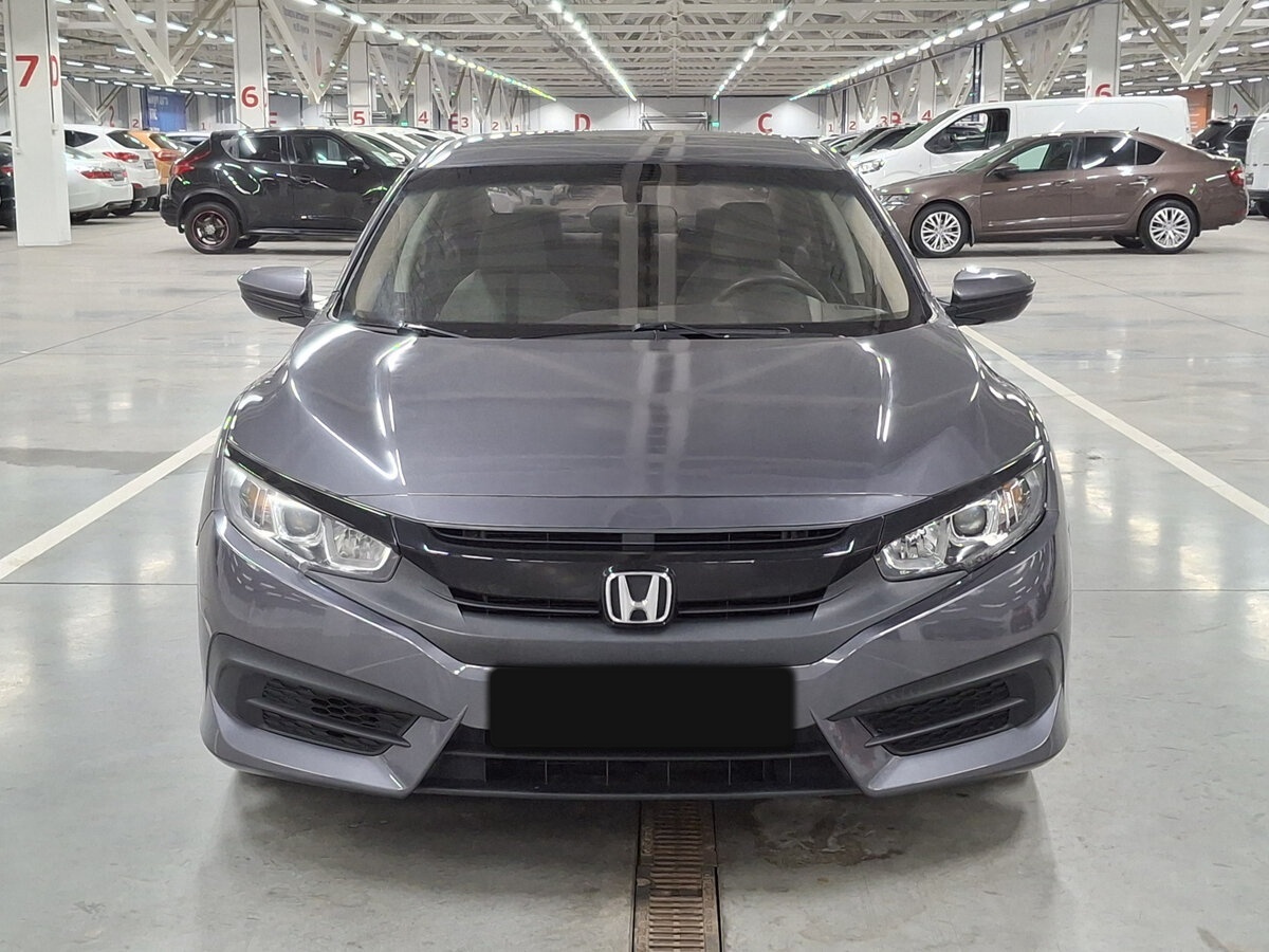 Honda Civic с пробегом — 2016 год. Фото: #1