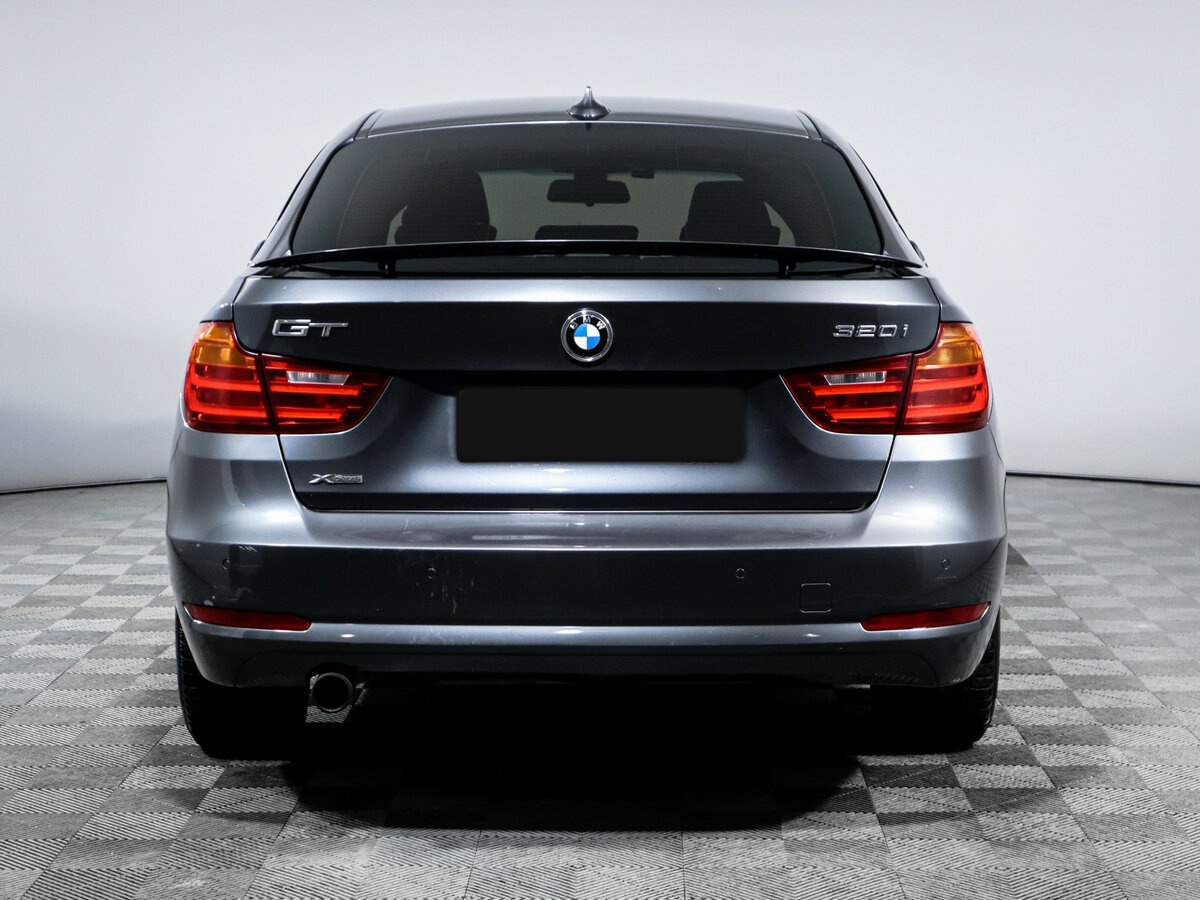 BMW 3 серии с пробегом — 2015 год. Фото: #5