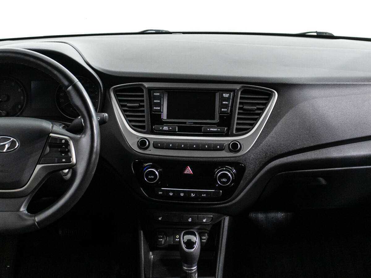 Hyundai Solaris с пробегом — 2019 год. Фото: #13