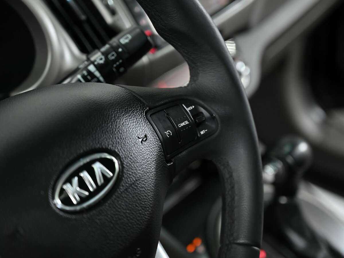 Kia Sportage с пробегом — 2011 год. Фото: #11