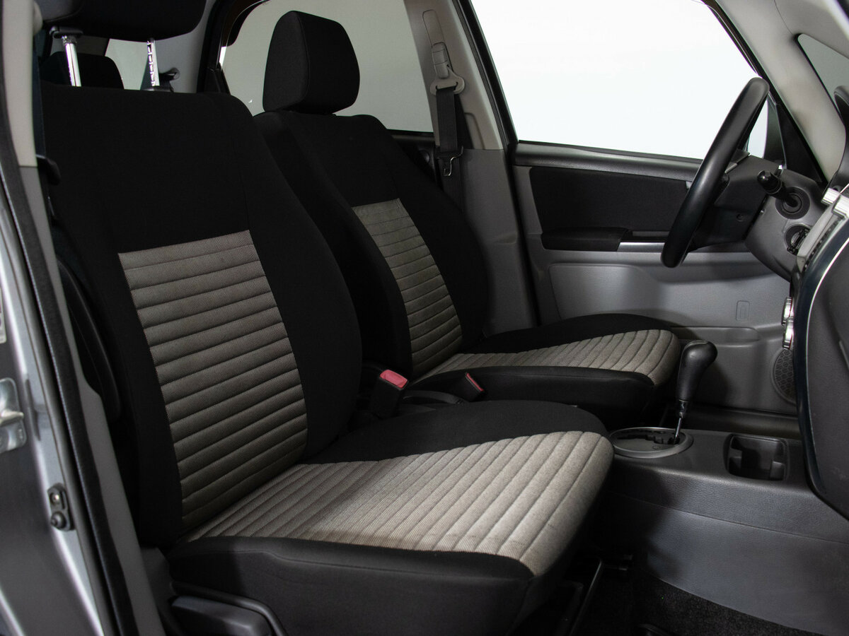 Suzuki SX4 с пробегом — 2011 год. Фото: #15