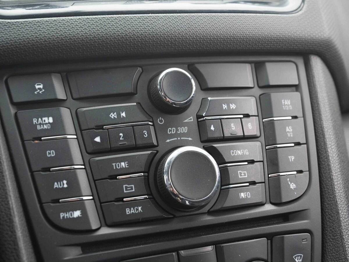 Opel Meriva с пробегом — 2012 год. Фото: #18