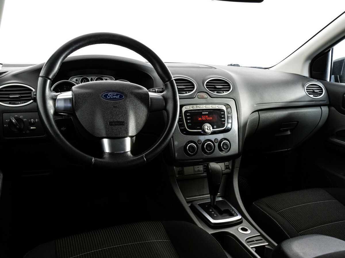 Ford Focus с пробегом — 2011 год. Фото: #8