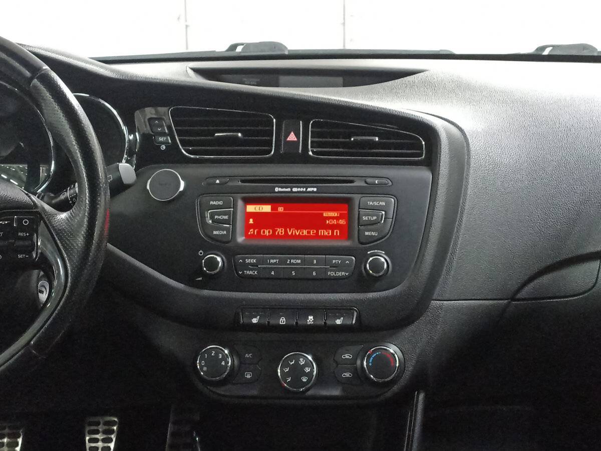 Kia Ceed GT с пробегом — 2014 год. Фото: #14