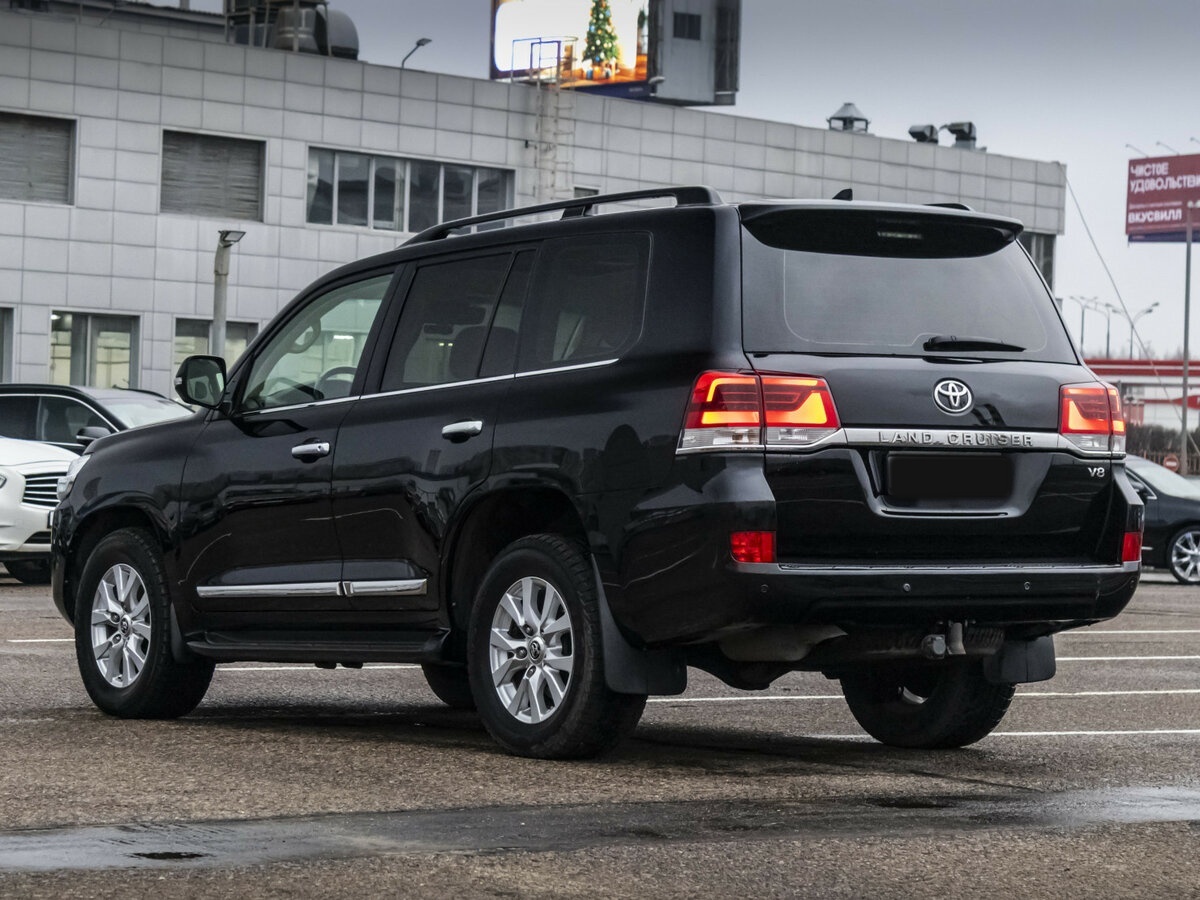 Toyota Land Cruiser с пробегом — 2016 год. Фото: #6