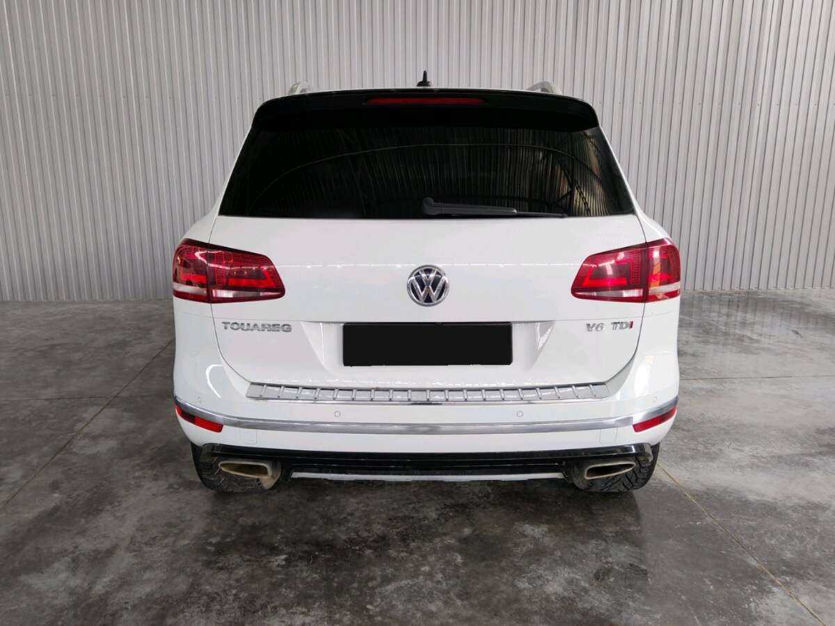 Volkswagen Touareg с пробегом — 2018 год. Фото: #5