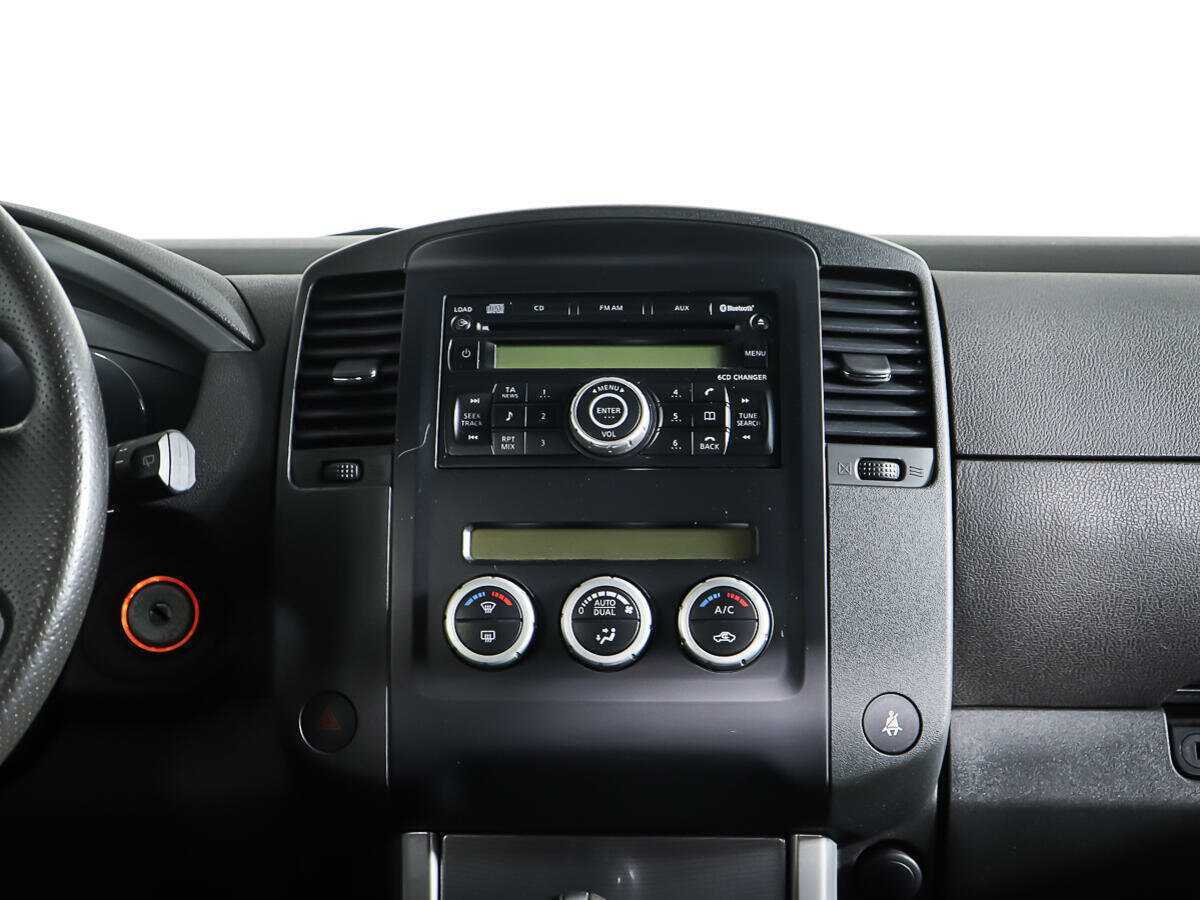 Nissan Pathfinder с пробегом — 2011 год. Фото: #14