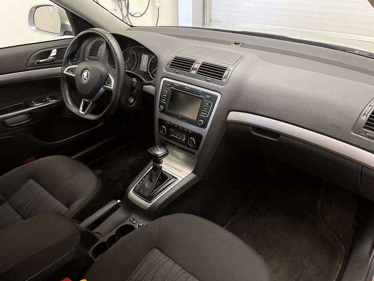 Skoda Octavia с пробегом — 2012 год. Фото: #5