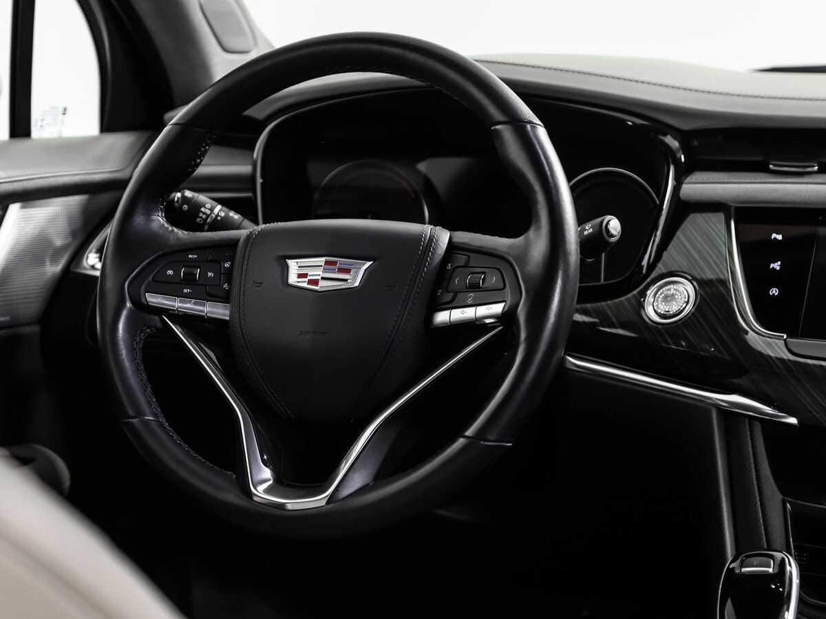 Cadillac XT6 с пробегом — 2021 год. Фото: #11