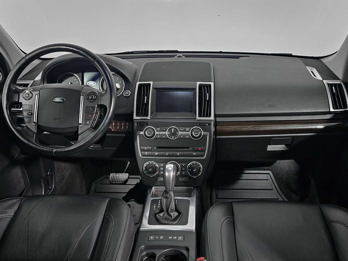 Land Rover Freelander с пробегом — 2014 год. Фото: #10