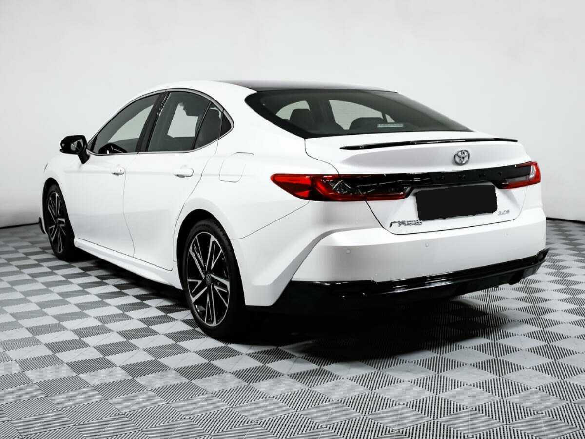 Toyota Camry с пробегом — 2024 год. Фото: #6