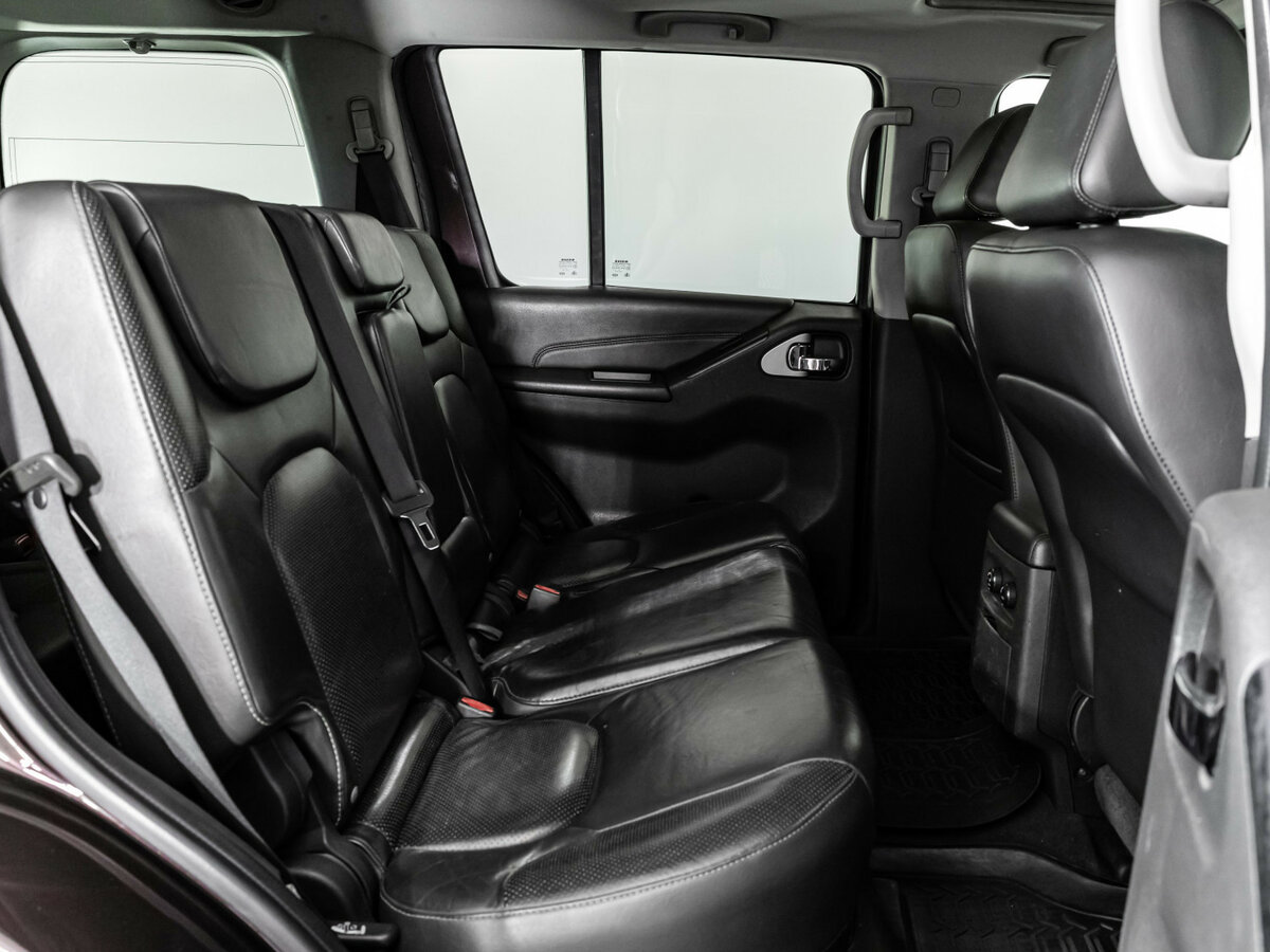 Nissan Pathfinder с пробегом — 2010 год. Фото: #14