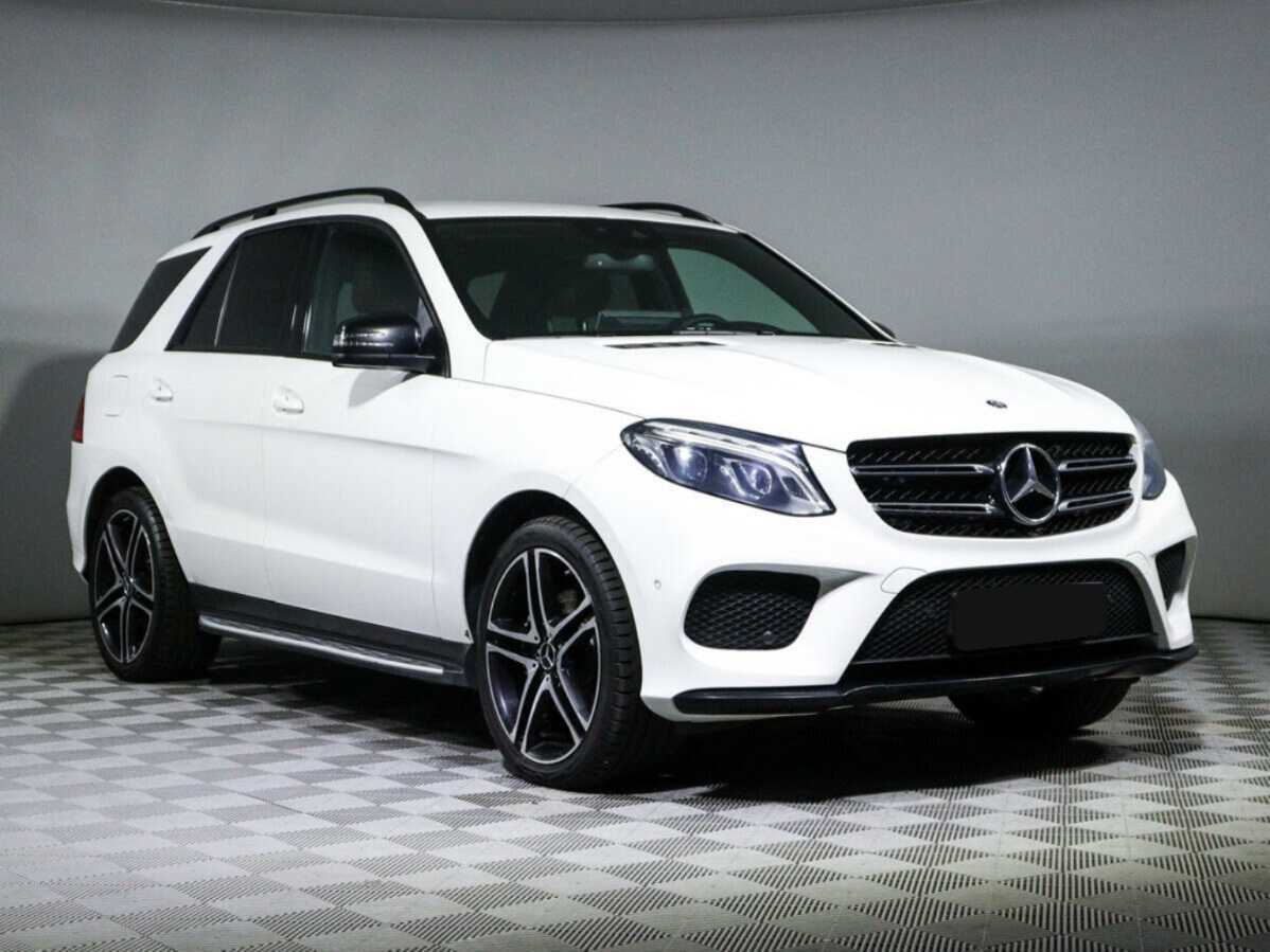 Mercedes-Benz GLE с пробегом — 2015 год. Фото: #2