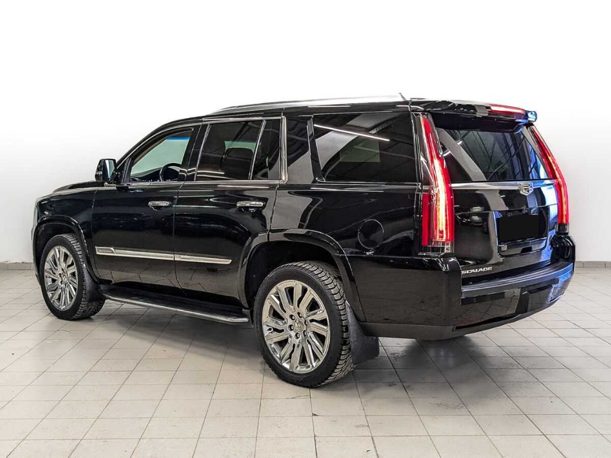Cadillac Escalade с пробегом — 2018 год. Фото: #6