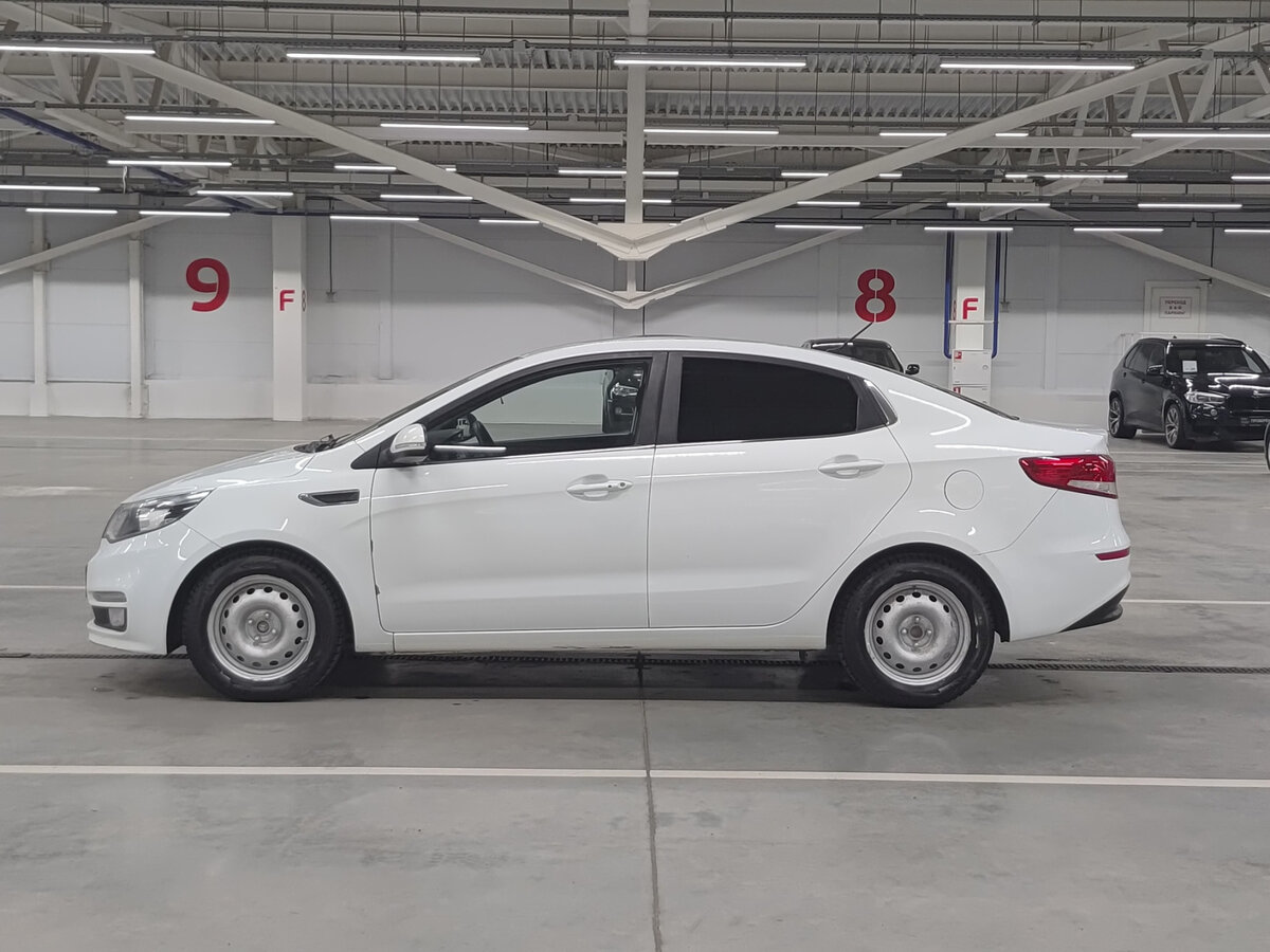 Kia Rio с пробегом — 2016 год. Фото: #7