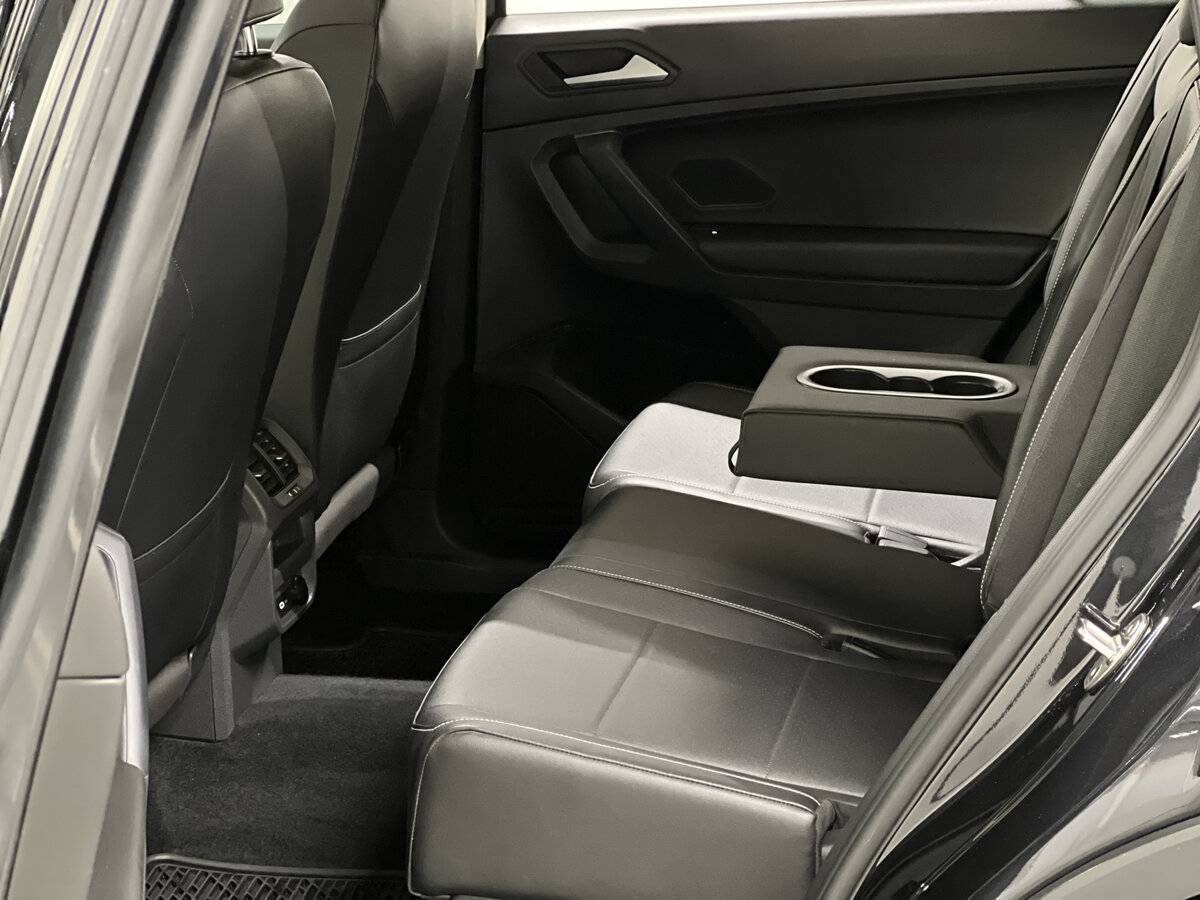 Volkswagen Tiguan с пробегом — 2020 год. Фото: #11